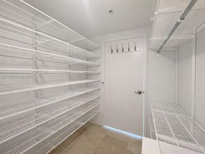 9066 SW 73rd Ct 1710, Miami FL 33156