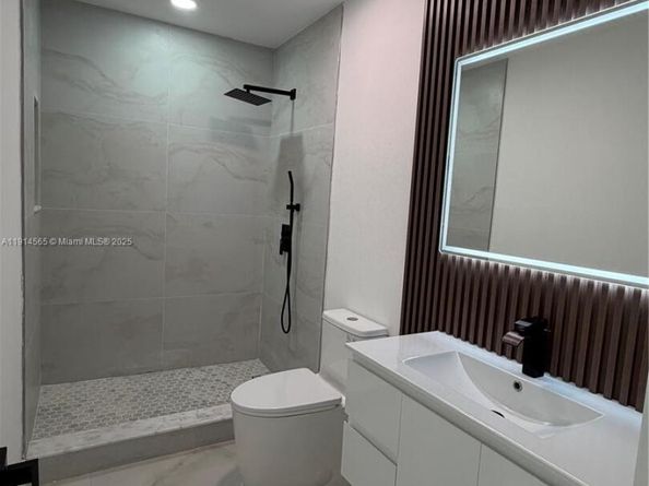 11615 SW 142nd Ter, Miami FL 33176