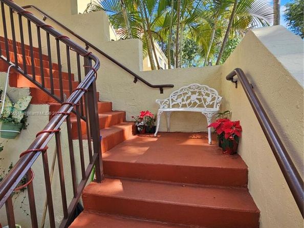 13063 SW 88th Ter S 201B, Miami FL 33186