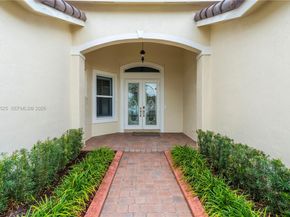 18801 SW 7th St, Pembroke Pines FL 33029