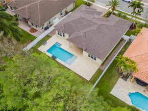 18801 SW 7th St, Pembroke Pines FL 33029