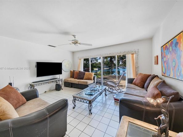 5110 SW 92nd Ave, Miami FL 33165