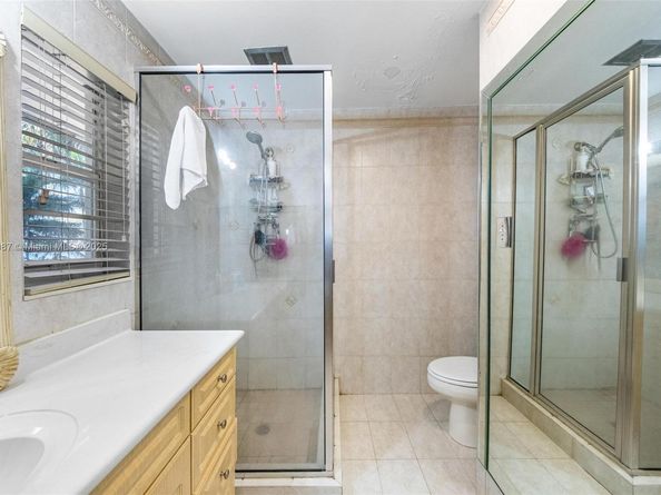 5110 SW 92nd Ave, Miami FL 33165