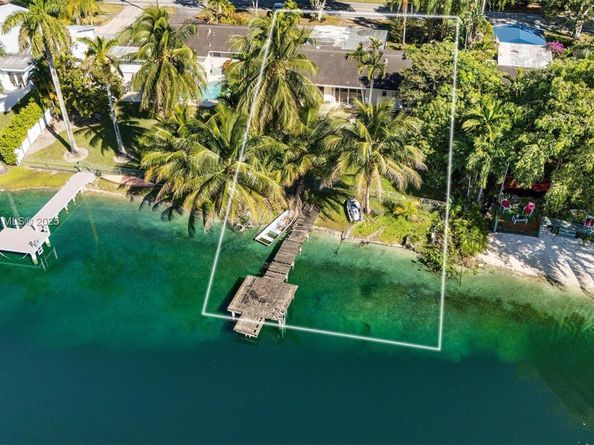 5110 SW 92nd Ave, Miami FL 33165