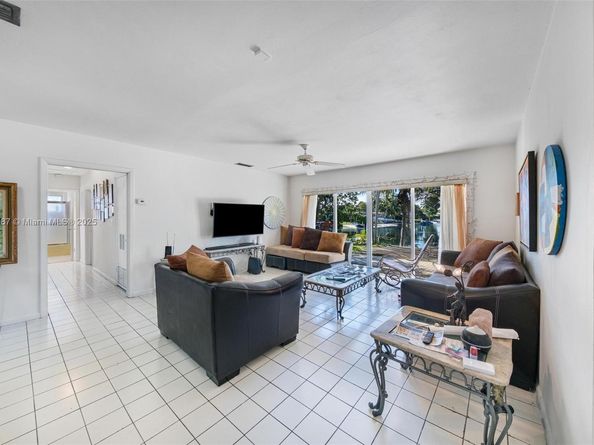 5110 SW 92nd Ave, Miami FL 33165