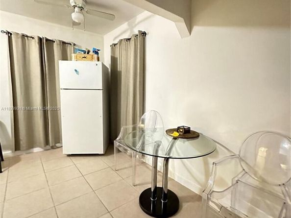 809 NE 2nd St unit 1-2, Hallandale Beach FL 33009