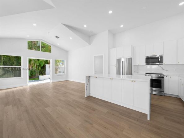 2014 NW 52nd St, Boca Raton FL 33496