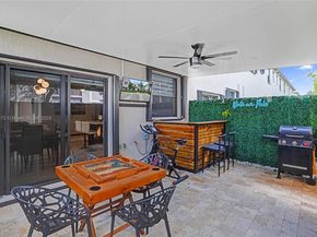 391 NE 208th Ter, Miami FL 33179