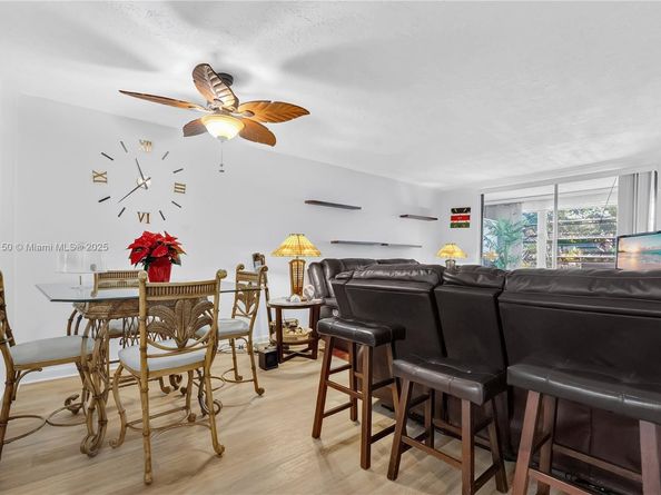 2801 Somerset Dr 411, Lauderdale Lakes FL 33311