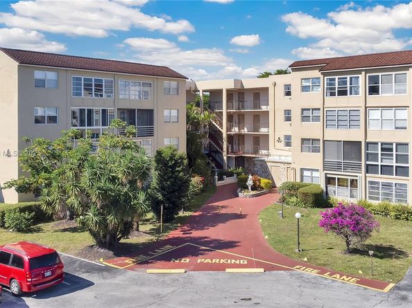 2801 Somerset Dr 411, Lauderdale Lakes FL 33311