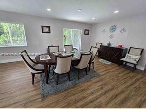 345 NW 49th St, Miami FL 33127
