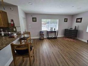 345 NW 49th St, Miami FL 33127