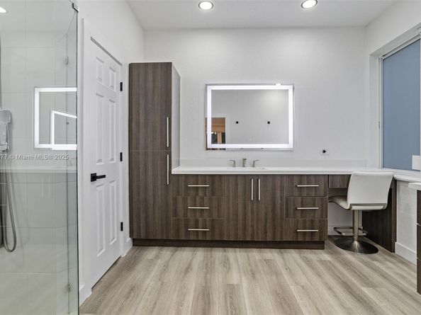 1885 NW 139th Ter, Pembroke Pines FL 33028