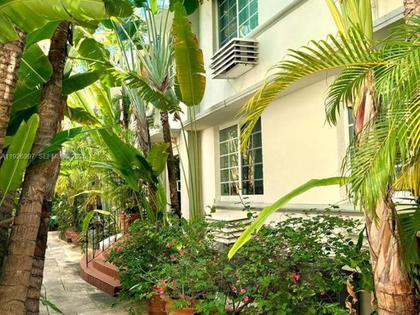 349 Meridian Ave B202, Miami Beach FL 33139