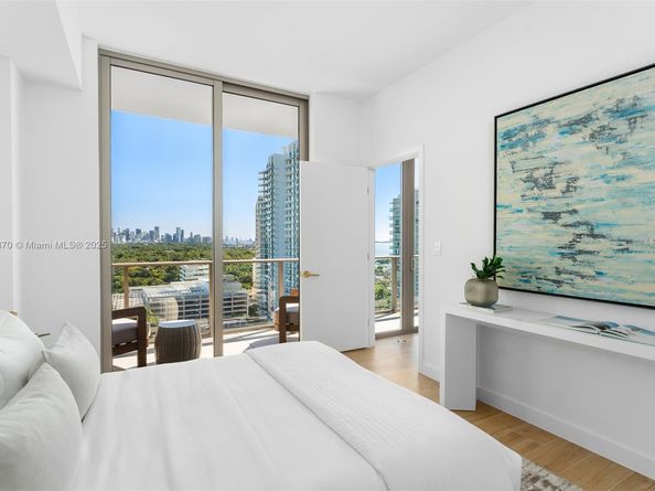 2678 Tigertail Ave 1504, Miami FL 33133