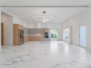 635 SW 9th St, Hallandale Beach FL 33009