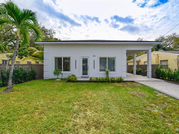 635 SW 9th St, Hallandale Beach FL 33009