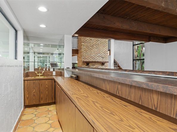 20215 W Oak Haven Cir, Miami FL 33179