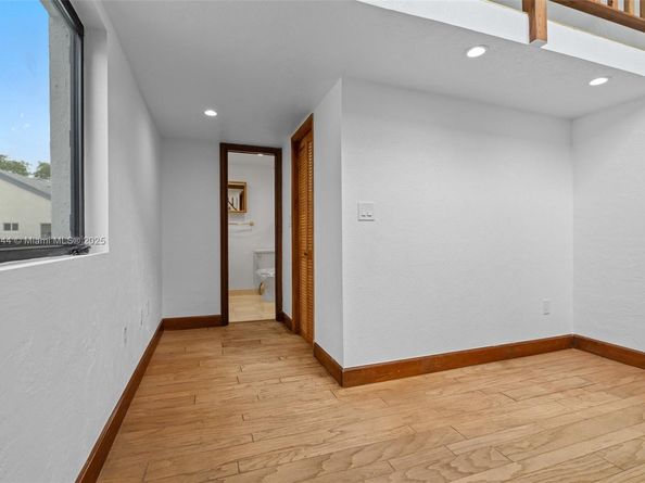 20215 W Oak Haven Cir, Miami FL 33179