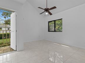 20215 W Oak Haven Cir, Miami FL 33179