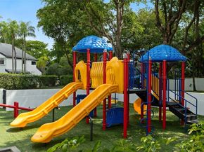 20215 W Oak Haven Cir, Miami FL 33179