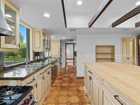 20215 W Oak Haven Cir, Miami FL 33179