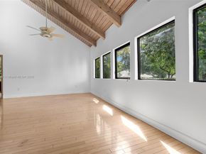 20215 W Oak Haven Cir, Miami FL 33179