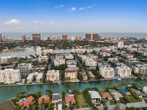 10140 W Bay Harbor Dr PH3, Bay Harbor Islands FL 33154