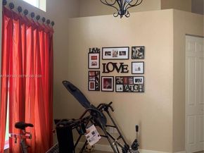 4723 SW 195th Way, Miramar FL 33029