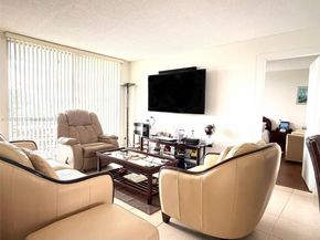 441 NE 195th St 412, Miami FL 33179