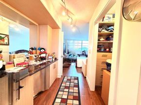 441 NE 195th St 412, Miami FL 33179