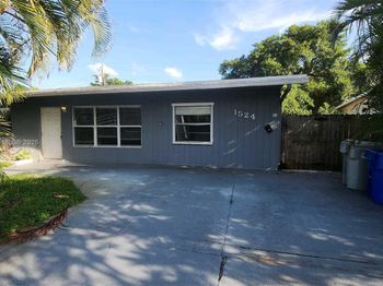 1524 NE 31st Ct