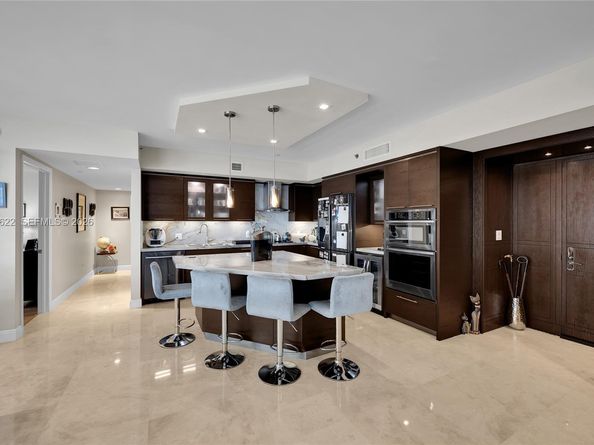 1800 S Ocean Dr 2205, Hallandale Beach FL 33009