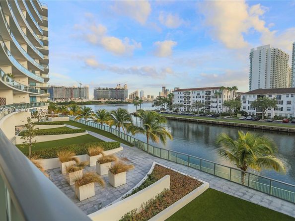 3250 NE 188th Street 204, Aventura FL 33180