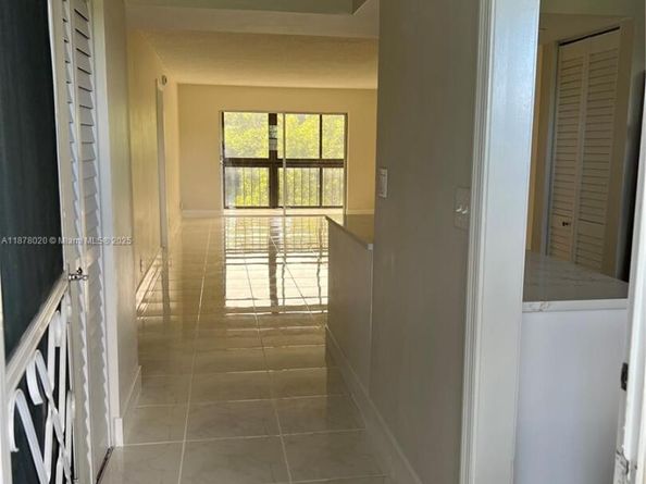Undisclosed Address #A11878020, Lauderhill FL 33319