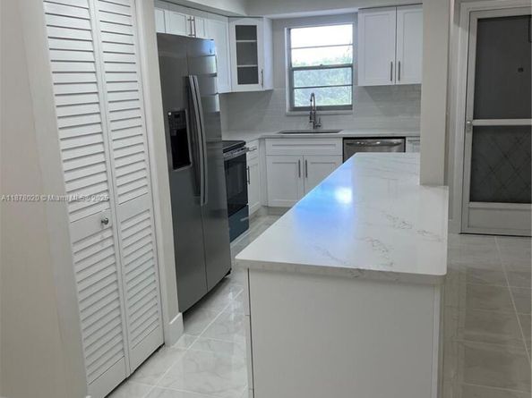 Undisclosed Address #A11878020, Lauderhill FL 33319