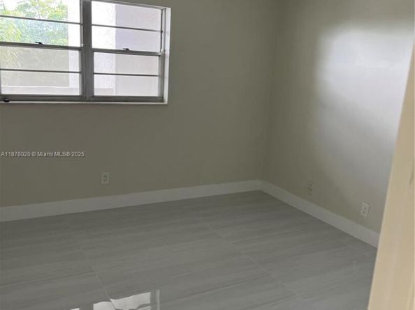 Undisclosed Address #A11878020, Lauderhill FL 33319