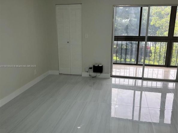 Undisclosed Address #A11878020, Lauderhill FL 33319