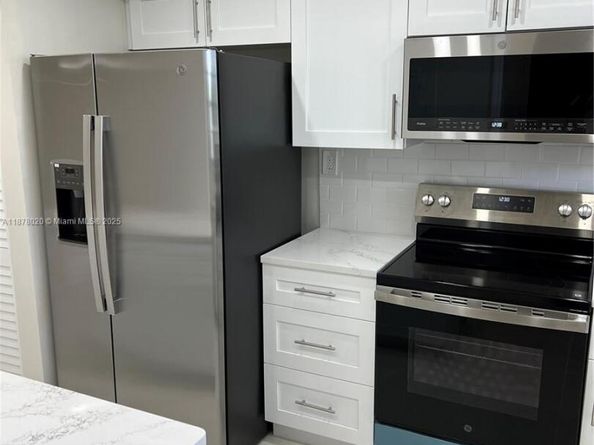 Undisclosed Address #A11878020, Lauderhill FL 33319