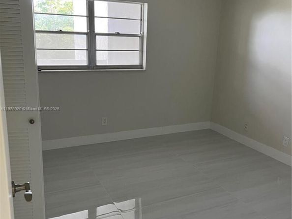 Undisclosed Address #A11878020, Lauderhill FL 33319