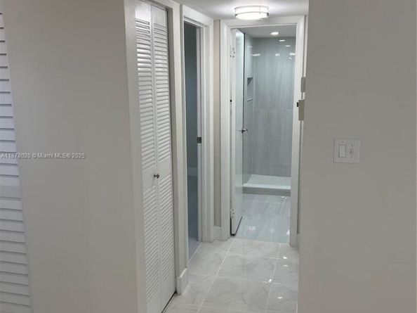 Undisclosed Address #A11878020, Lauderhill FL 33319