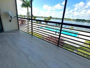 20840 San Simeon Way 305, Miami FL 33179