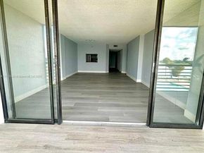 20840 San Simeon Way 305, Miami FL 33179