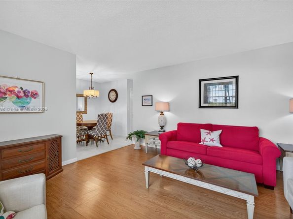 1355 NE 167th St 110, Miami FL 33162