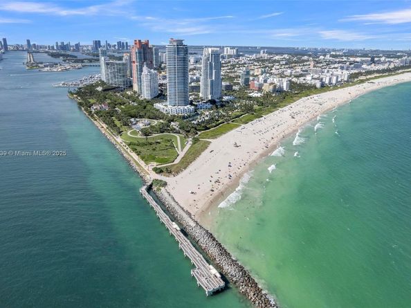 50 S Pointe Dr 705, Miami Beach FL 33139