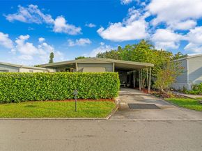 8360 SW 21st St, Davie FL 33324
