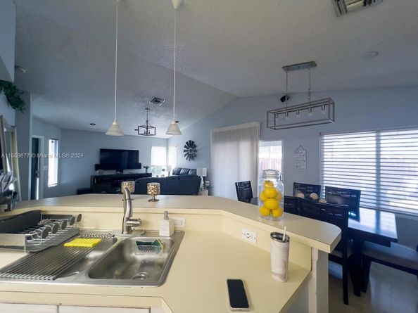2051 NW 35th Ter, Coconut Creek FL 33066