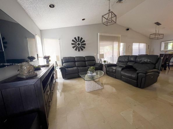 2051 NW 35th Ter, Coconut Creek FL 33066
