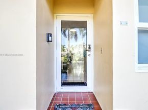 850 NE 12th Ave 210, Hallandale Beach FL 33009