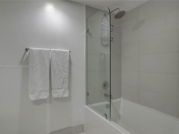 2602 E Hallandale Beach Blvd R407, Hallandale Beach FL 33009